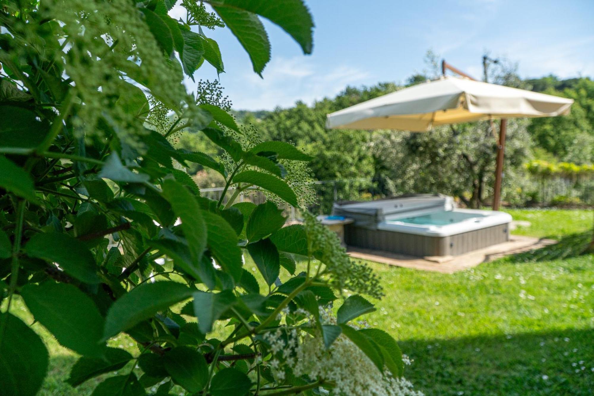 Piccozzo Agritour Aparthotel Casciana Terme Buitenkant foto